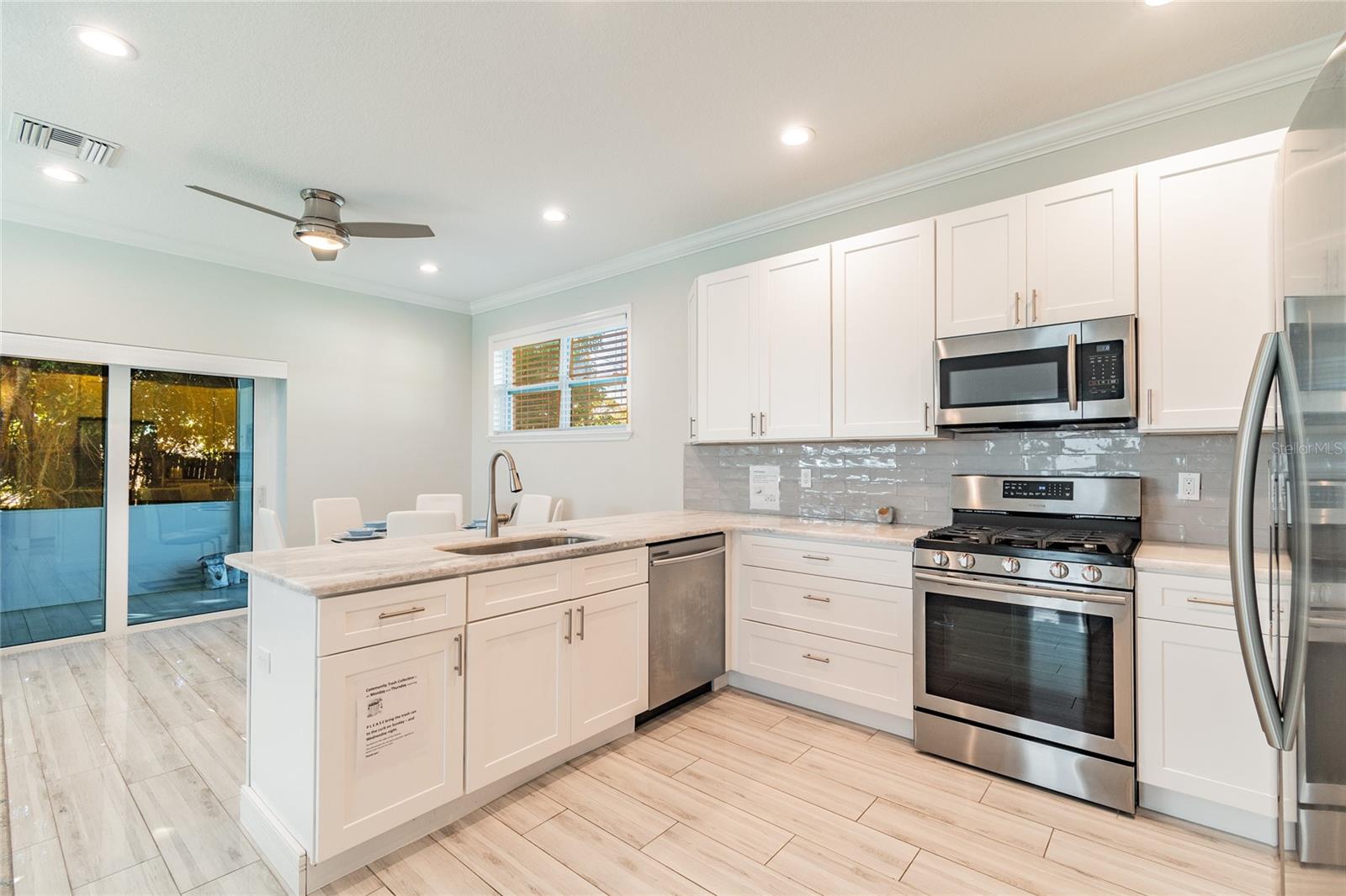 Listing Image #5