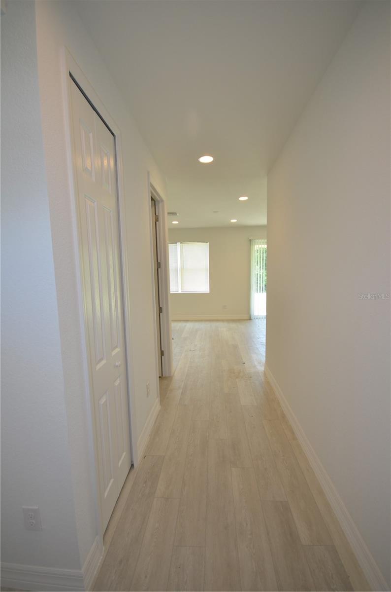 Listing Image #16