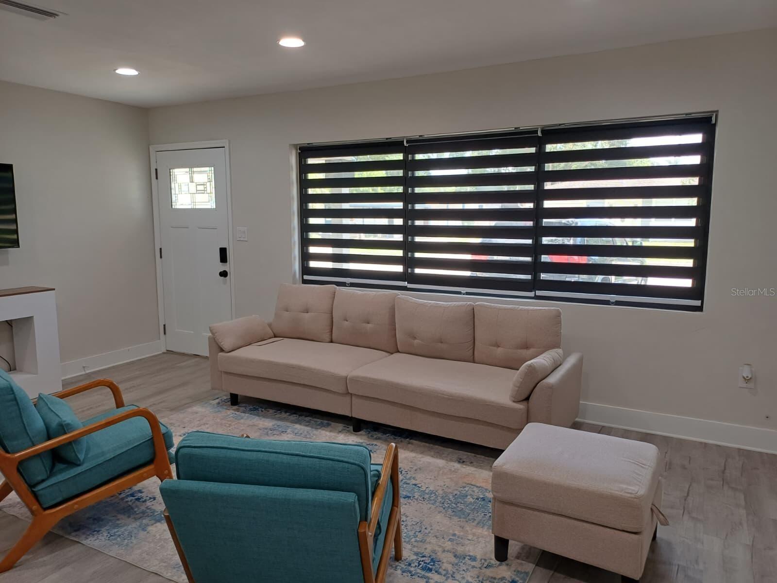 Listing Image #7