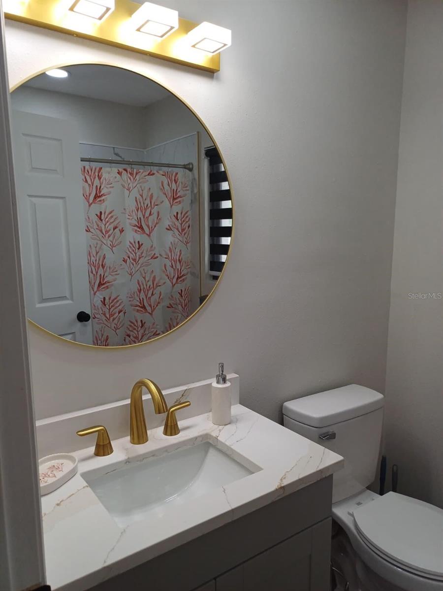 Listing Image #14