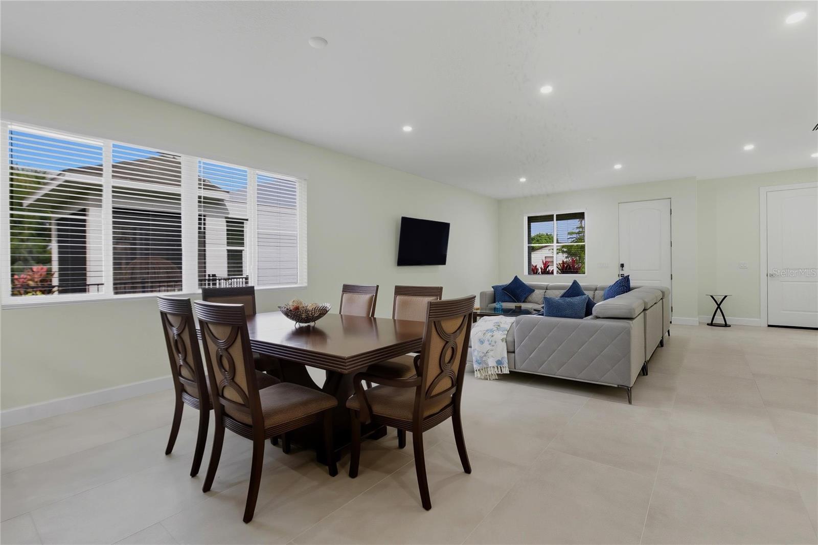 Listing Image #7