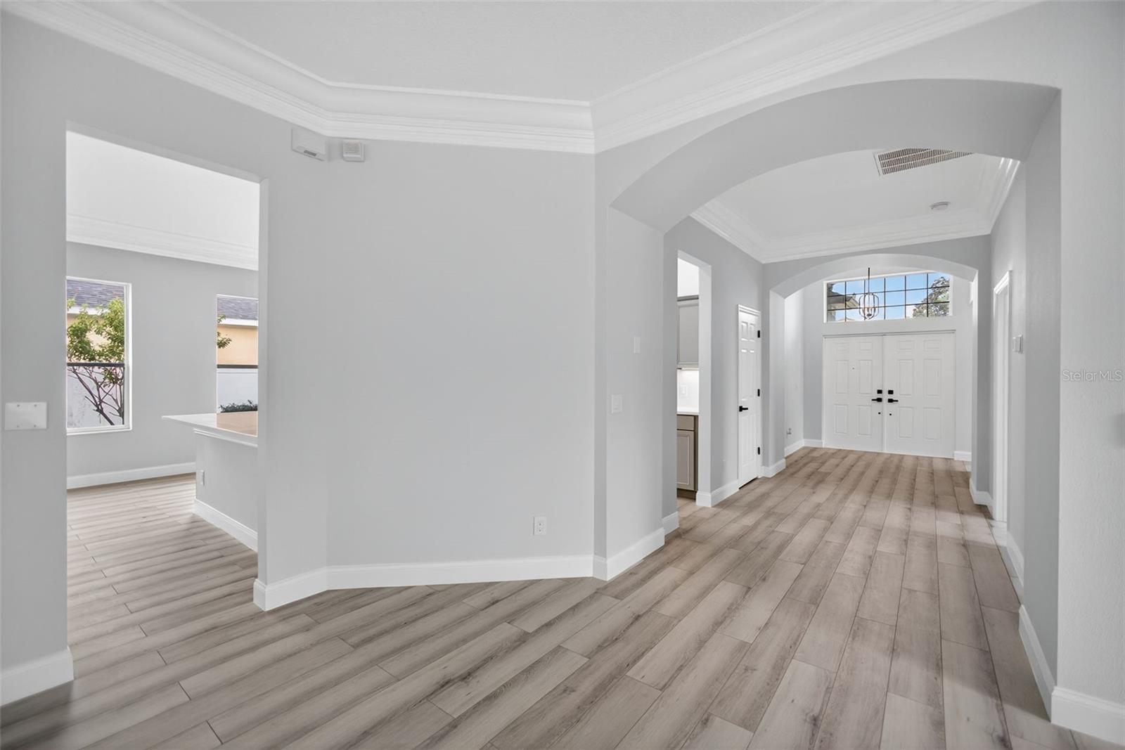 Listing Image #4
