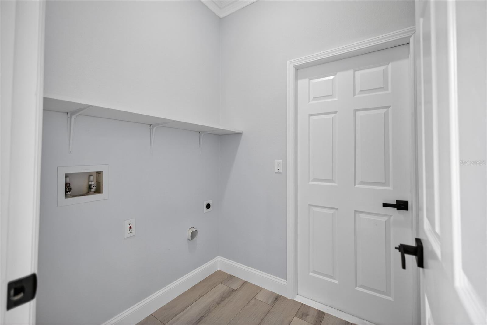 Listing Image #27