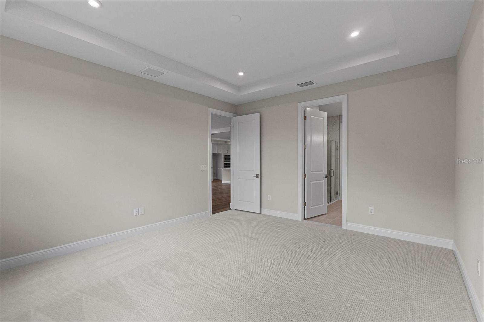 Listing Image #6
