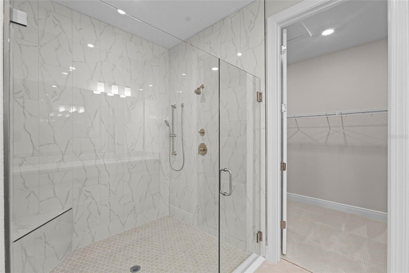Listing Image #9