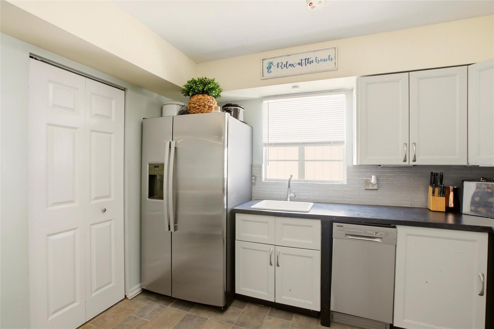 Listing Image #9