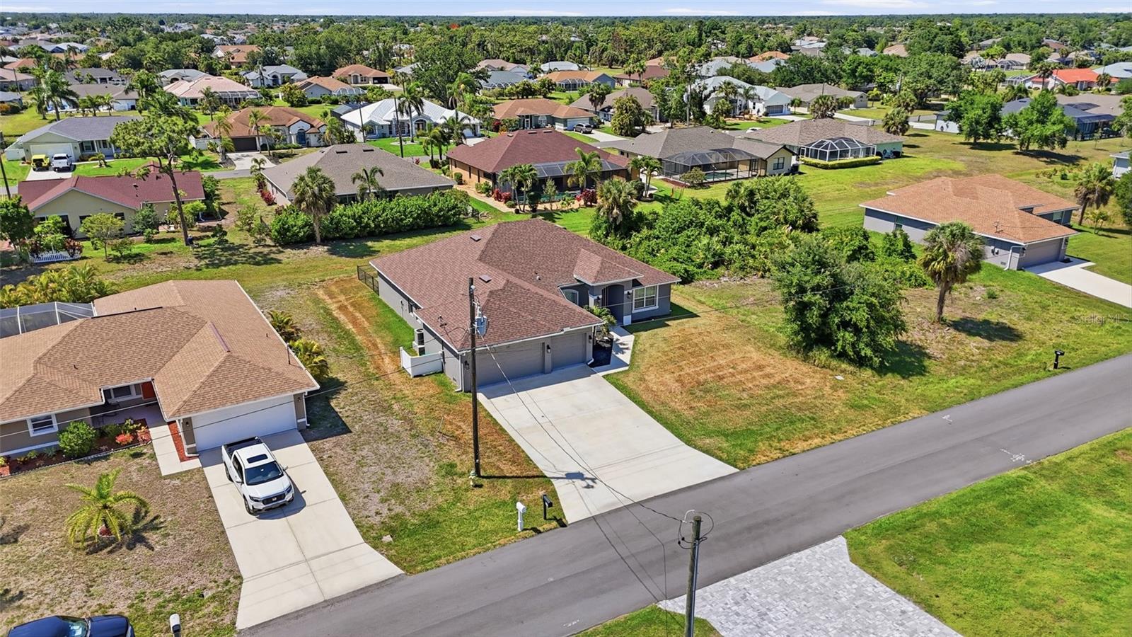 Listing Image #3