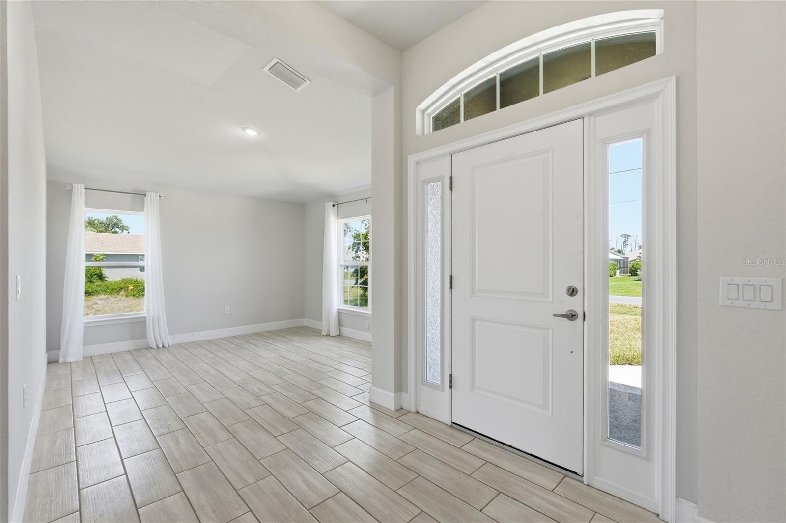 Listing Image #6
