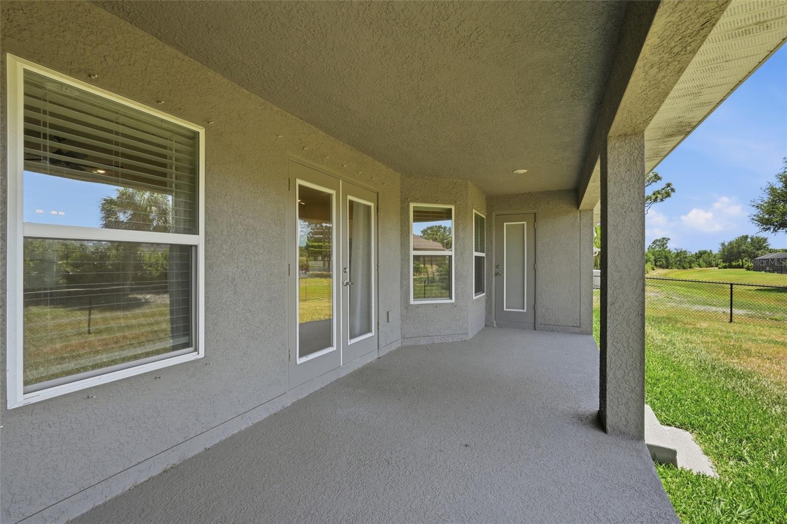 Listing Image #38