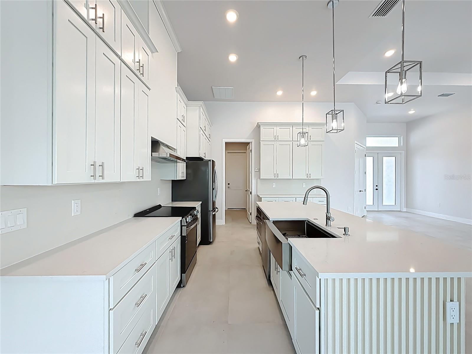 Listing Image #13