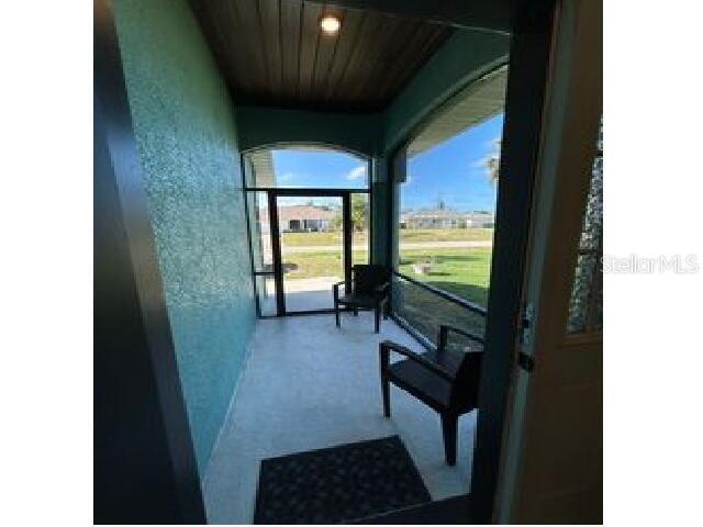Listing Image #9