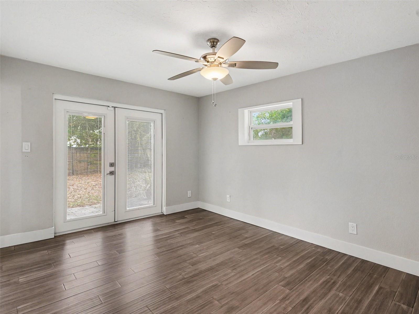 Listing Image #29