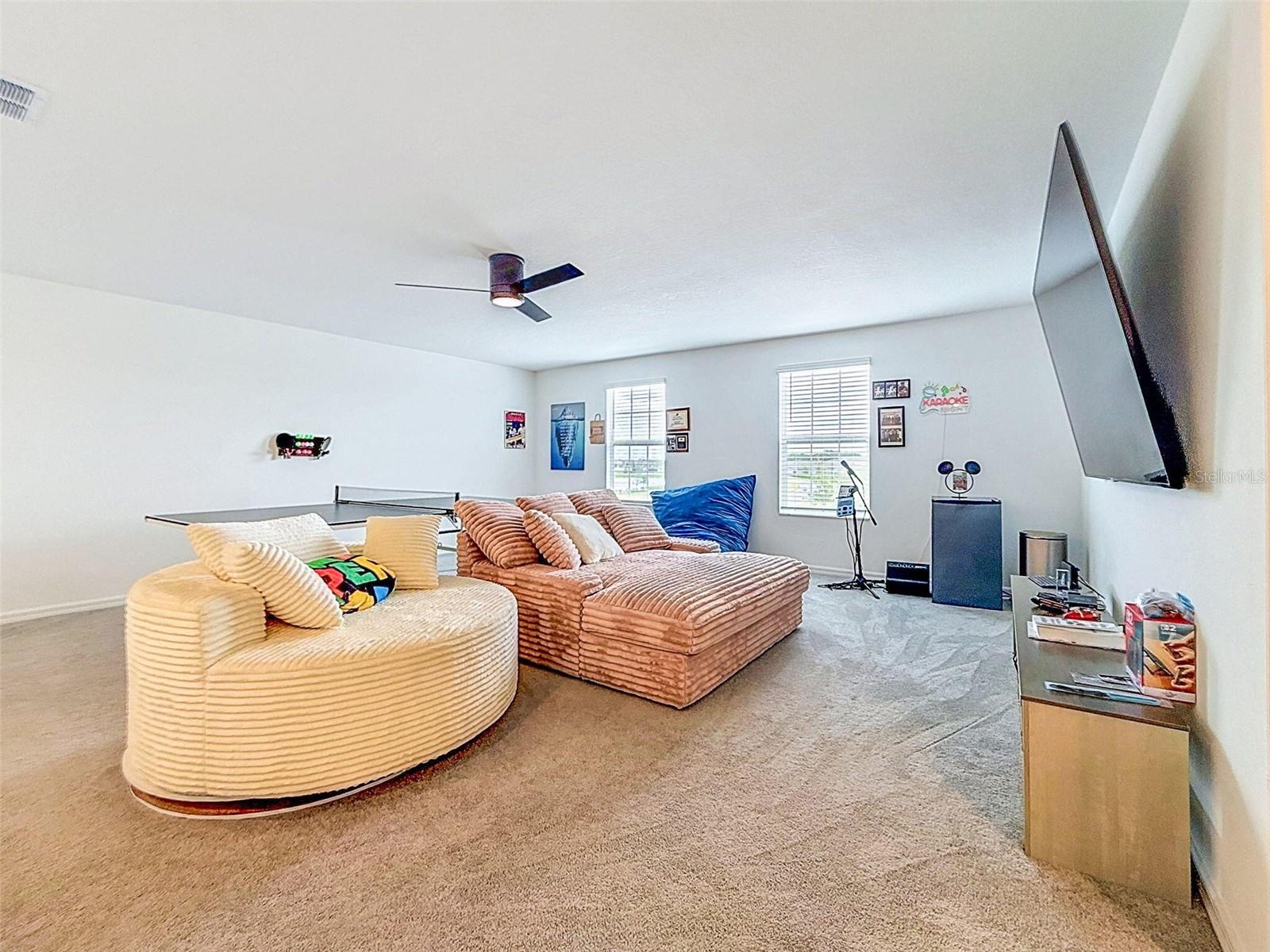 Listing Image #11