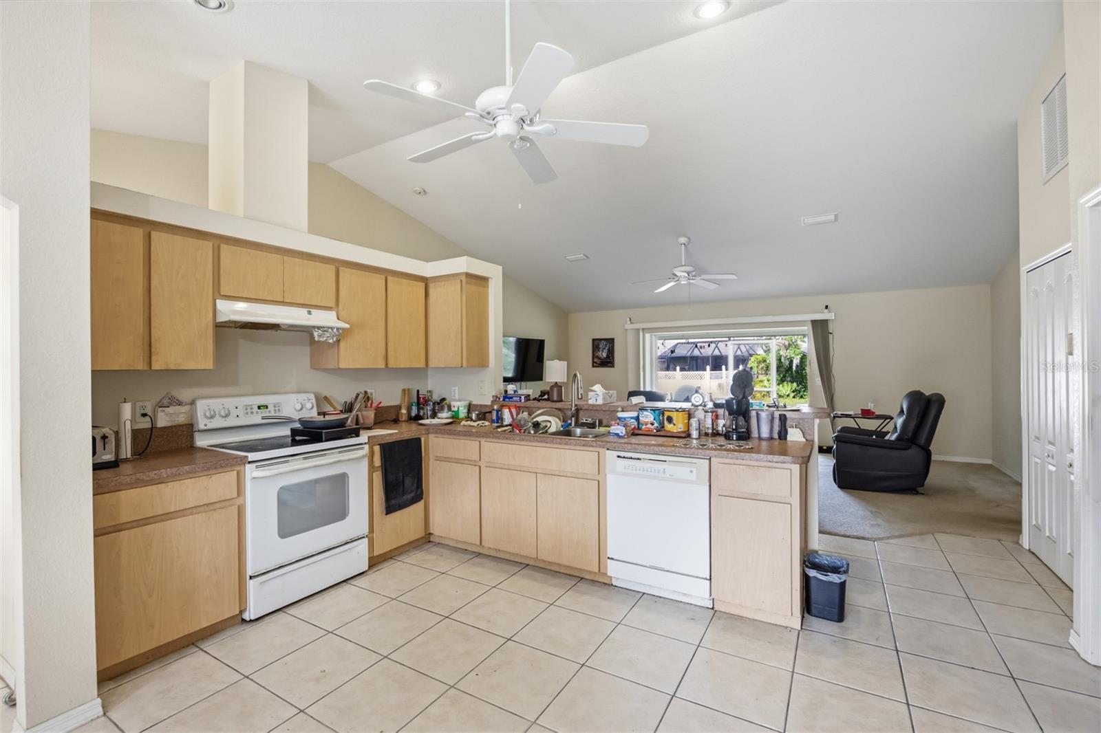 Listing Image #7