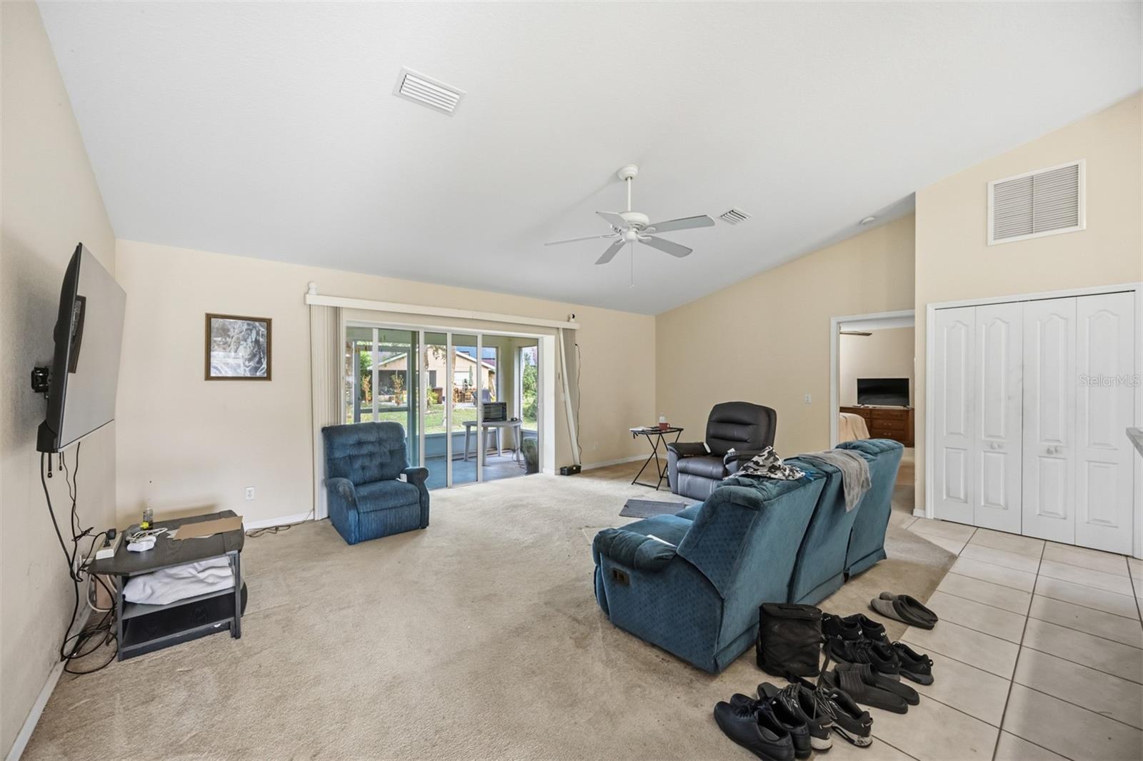 Listing Image #11