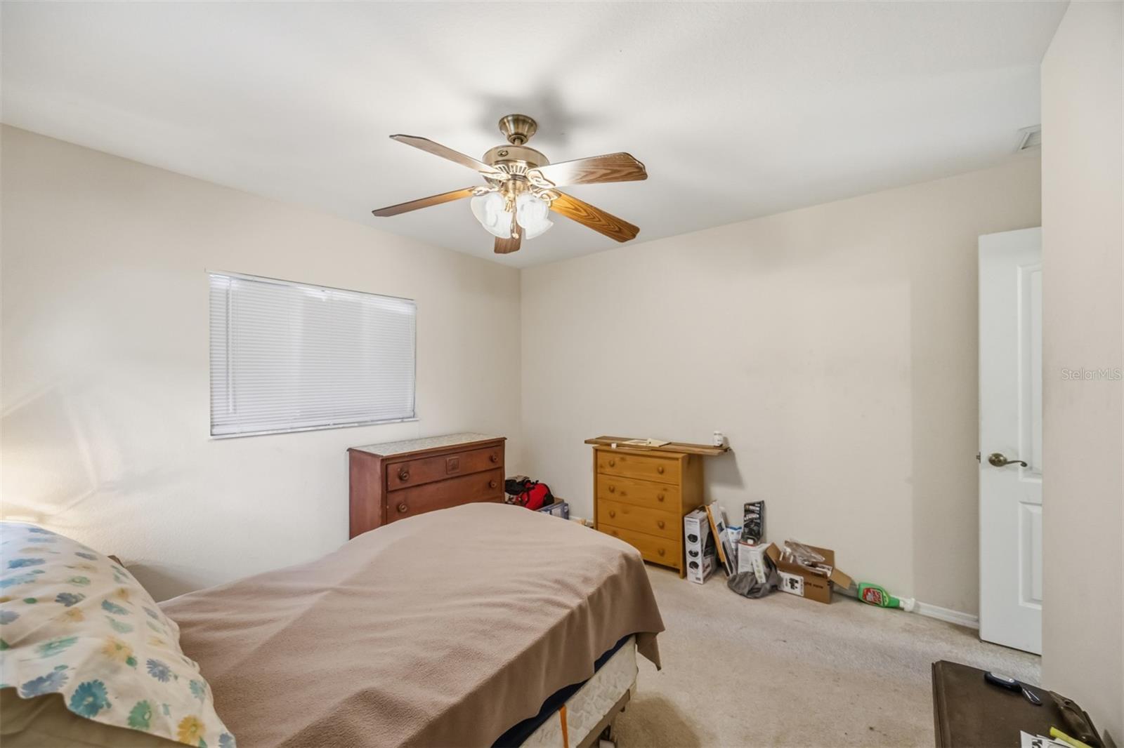Listing Image #18