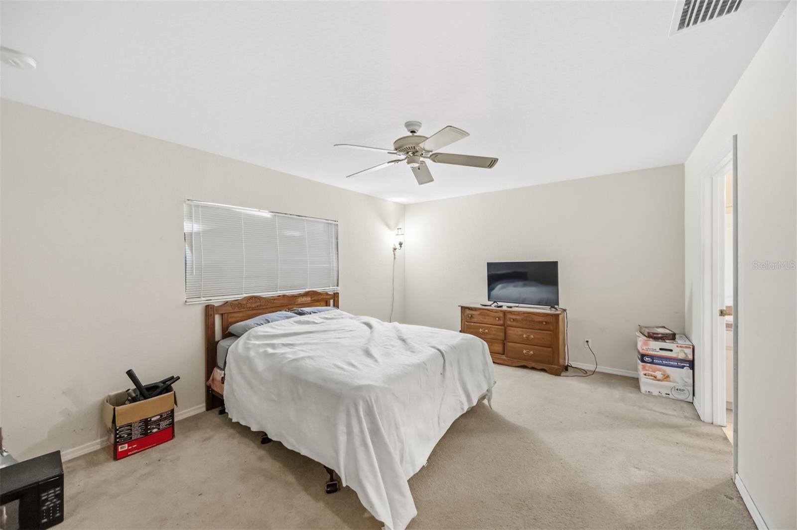 Listing Image #23