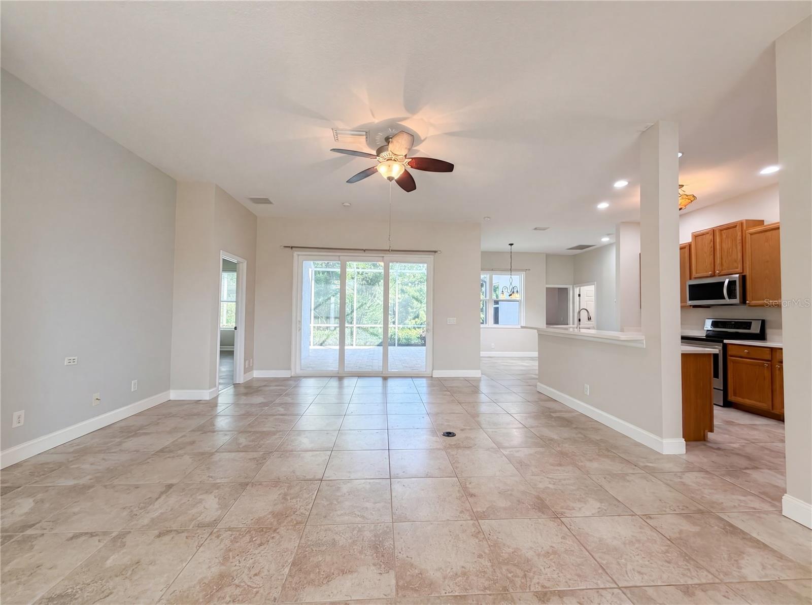 Listing Image #3