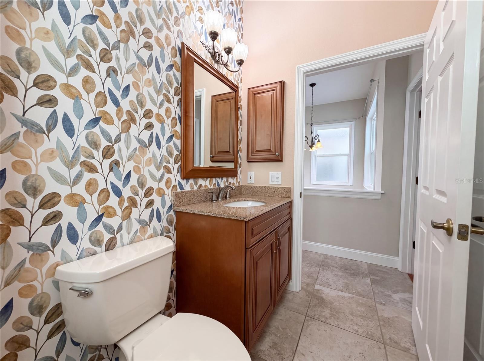 Listing Image #15