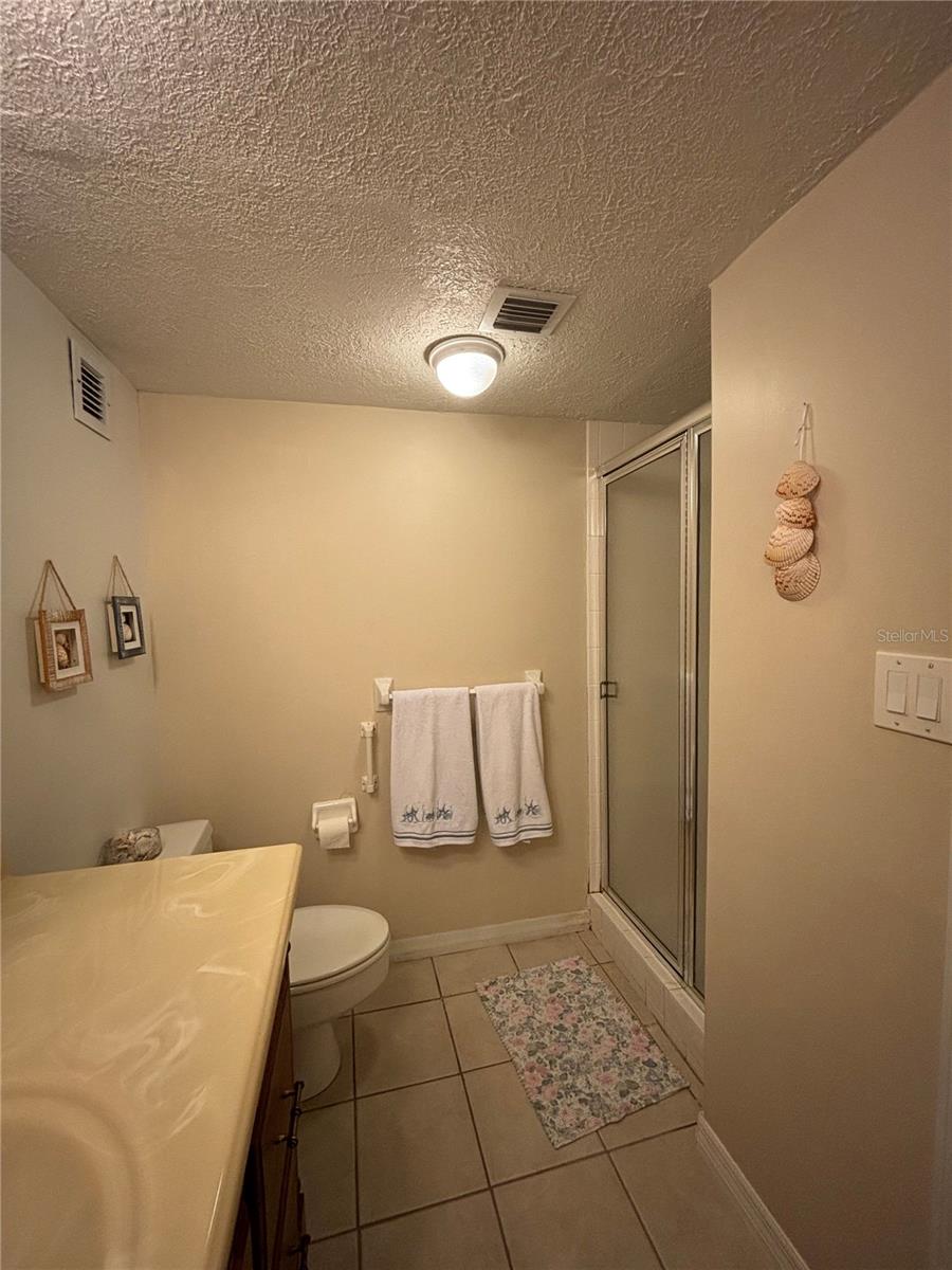 Listing Image #10