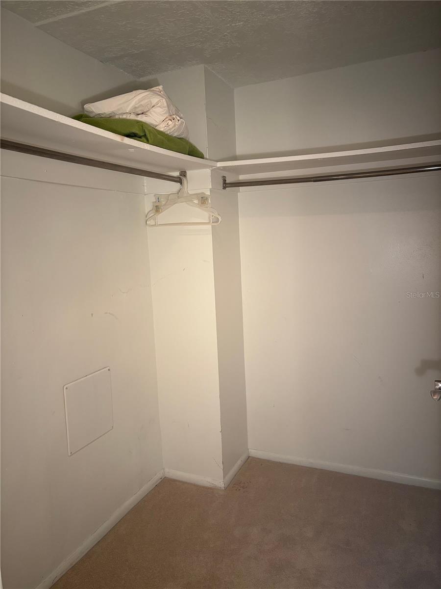 Listing Image #12