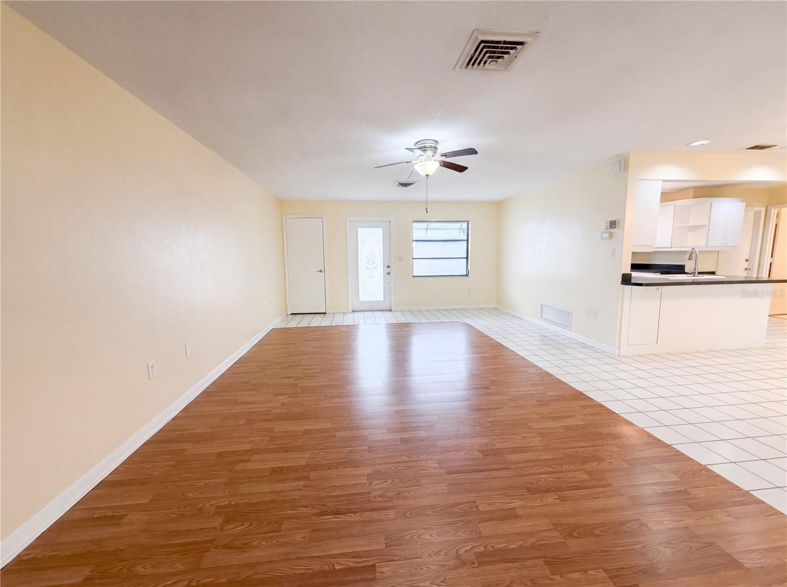 Listing Image #8