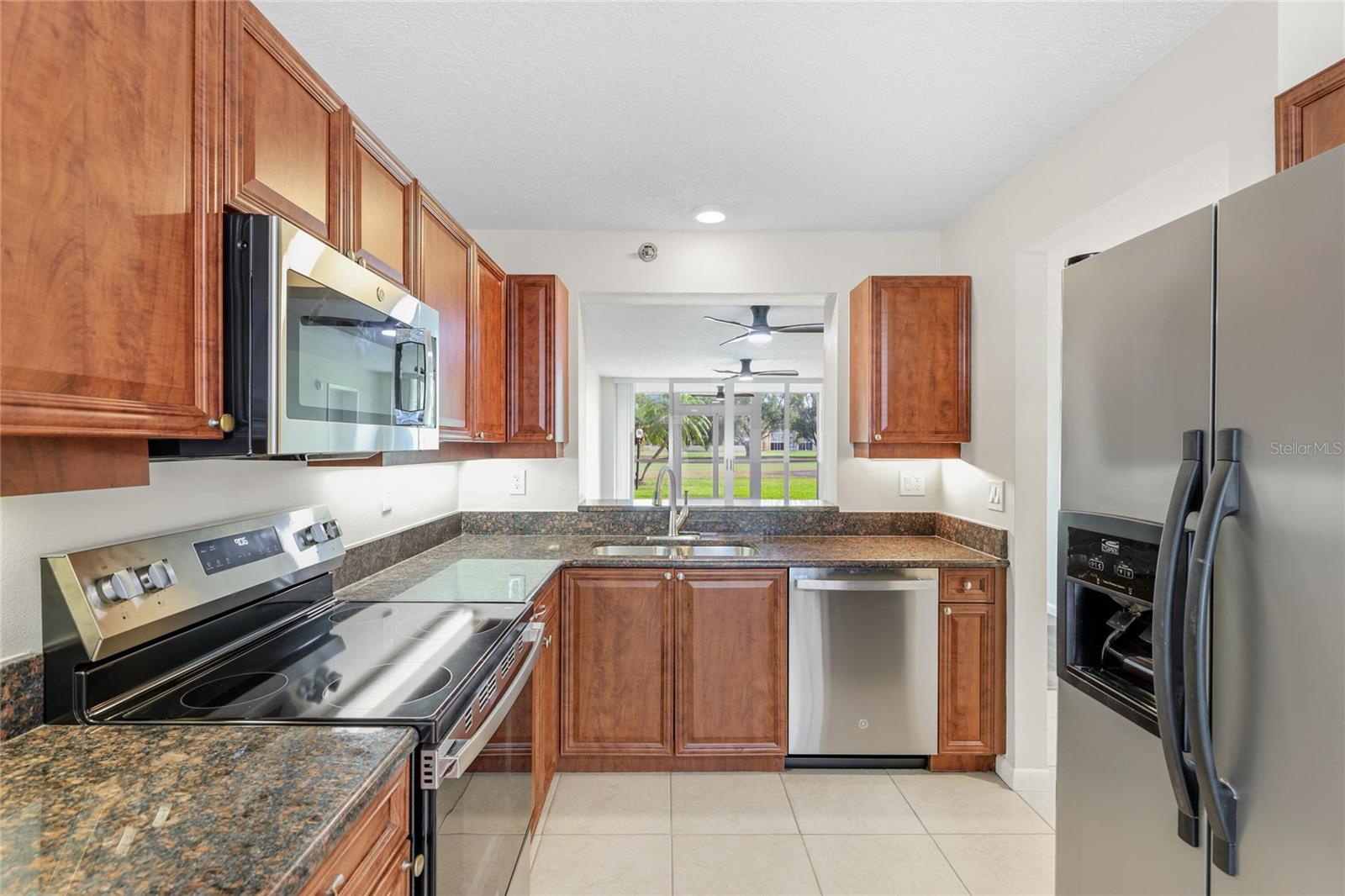 Listing Image #3