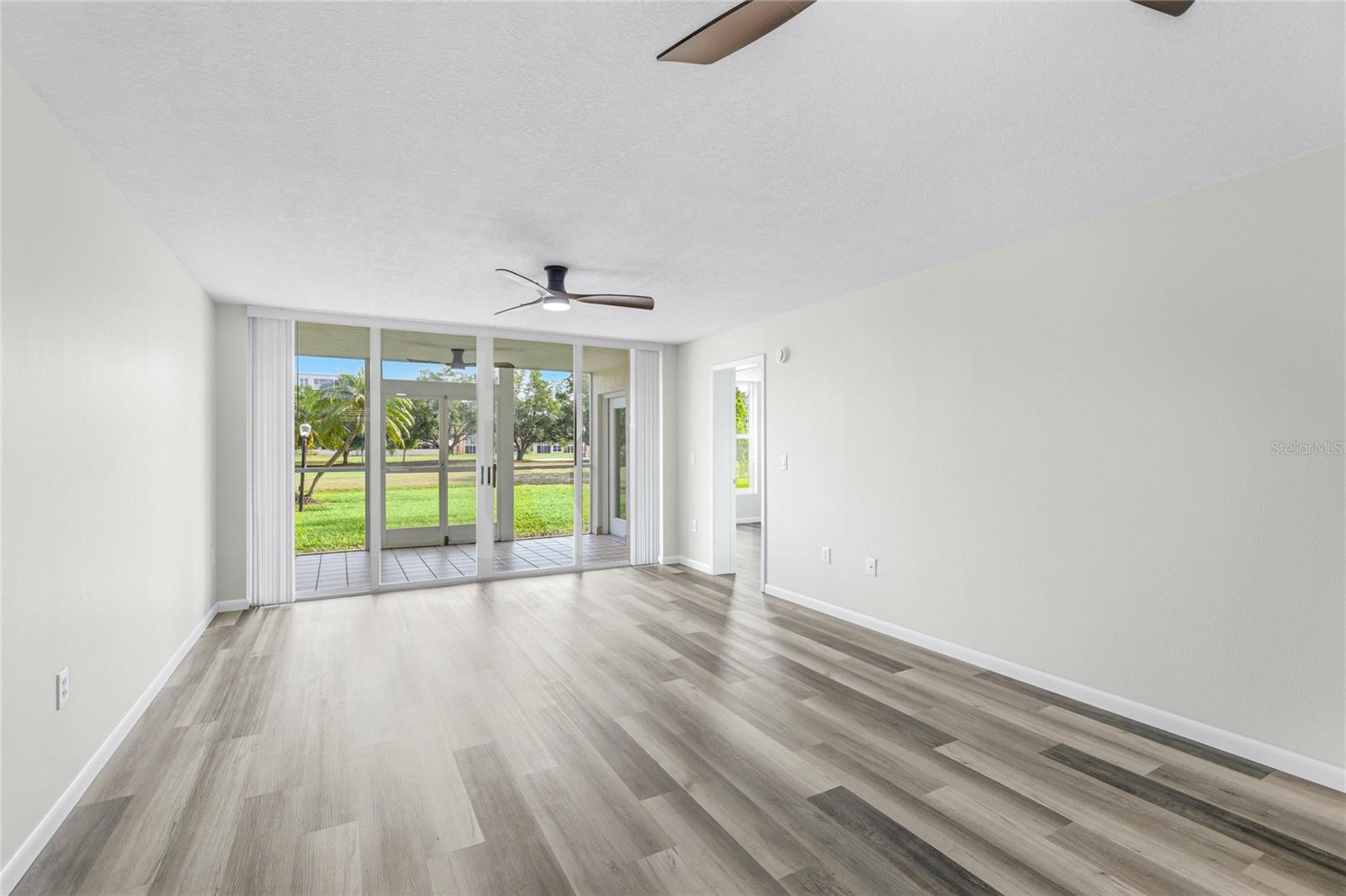 Listing Image #4