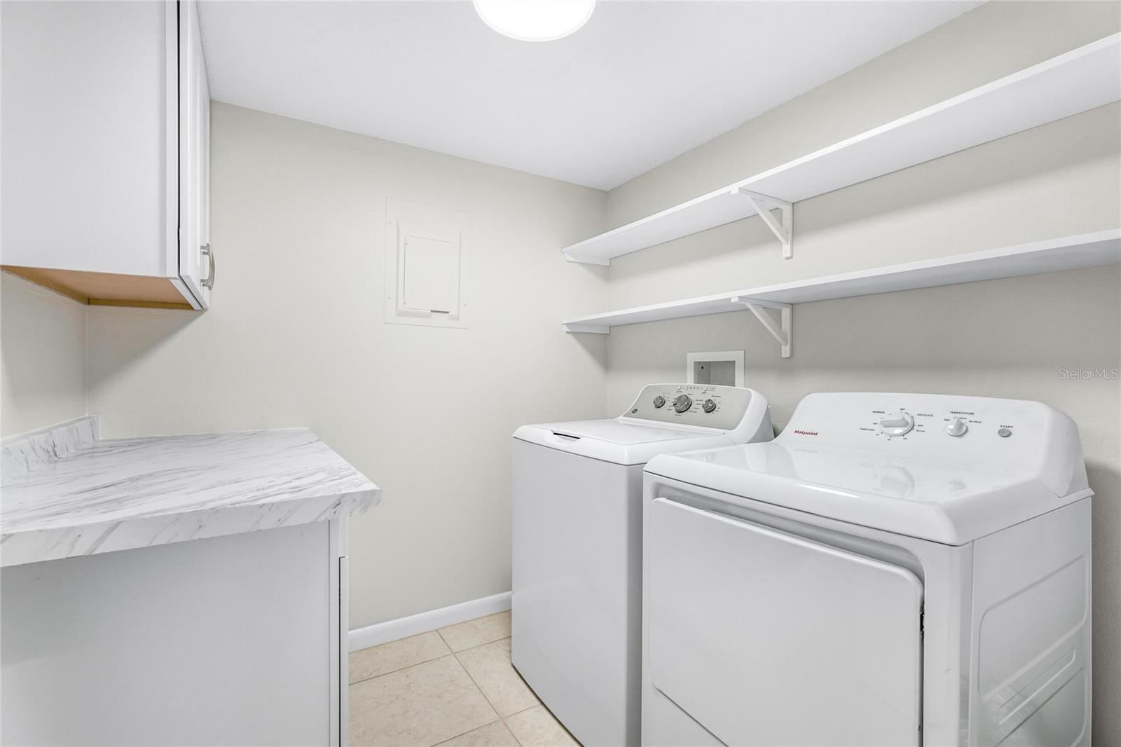 Listing Image #7