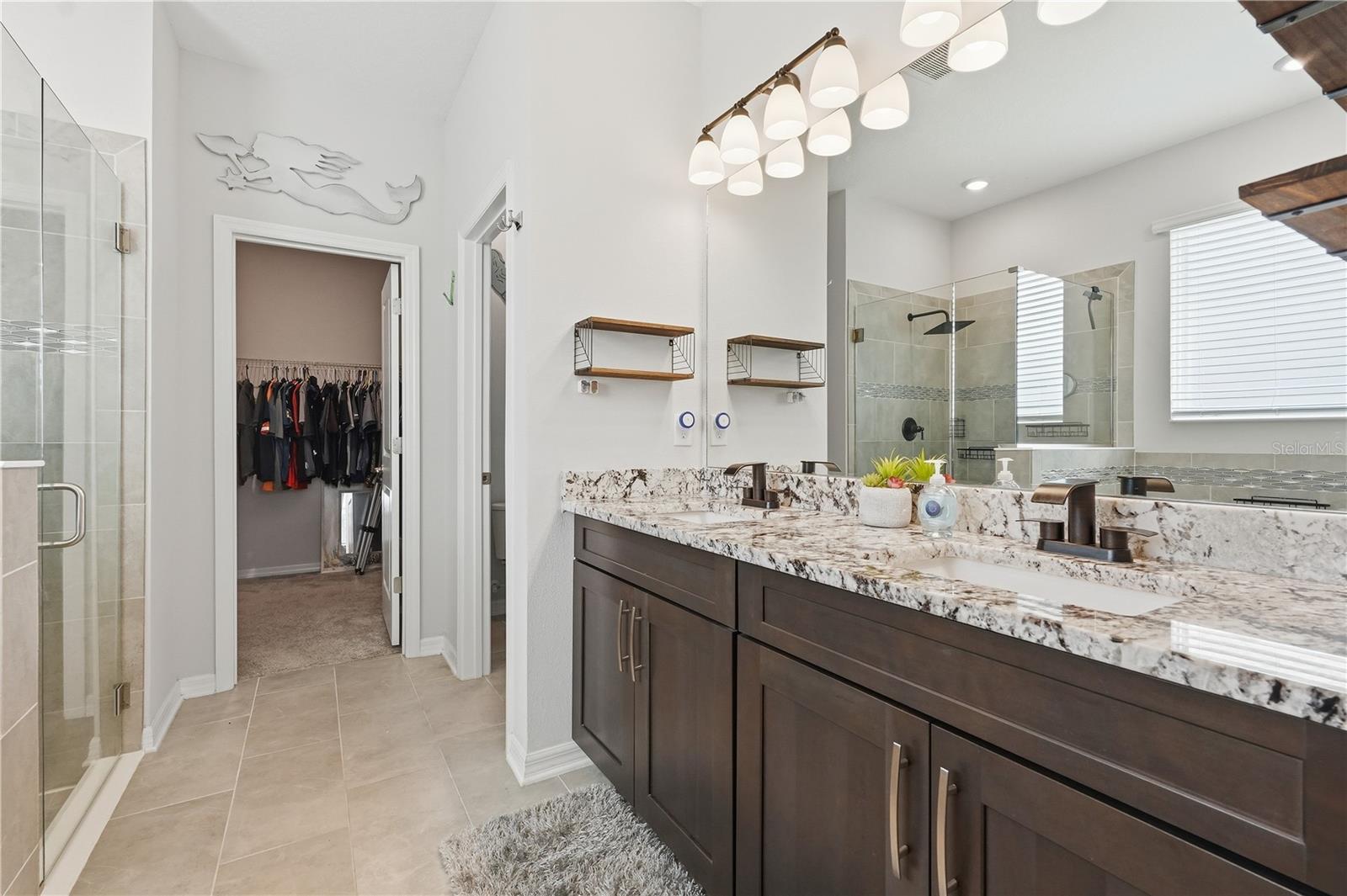 Listing Image #63