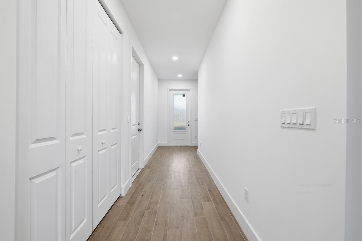 Listing Image #3