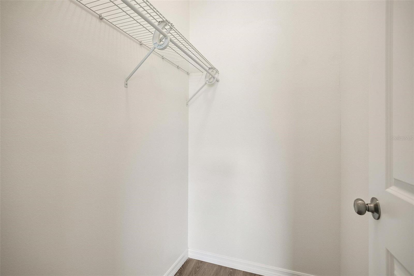 Listing Image #9
