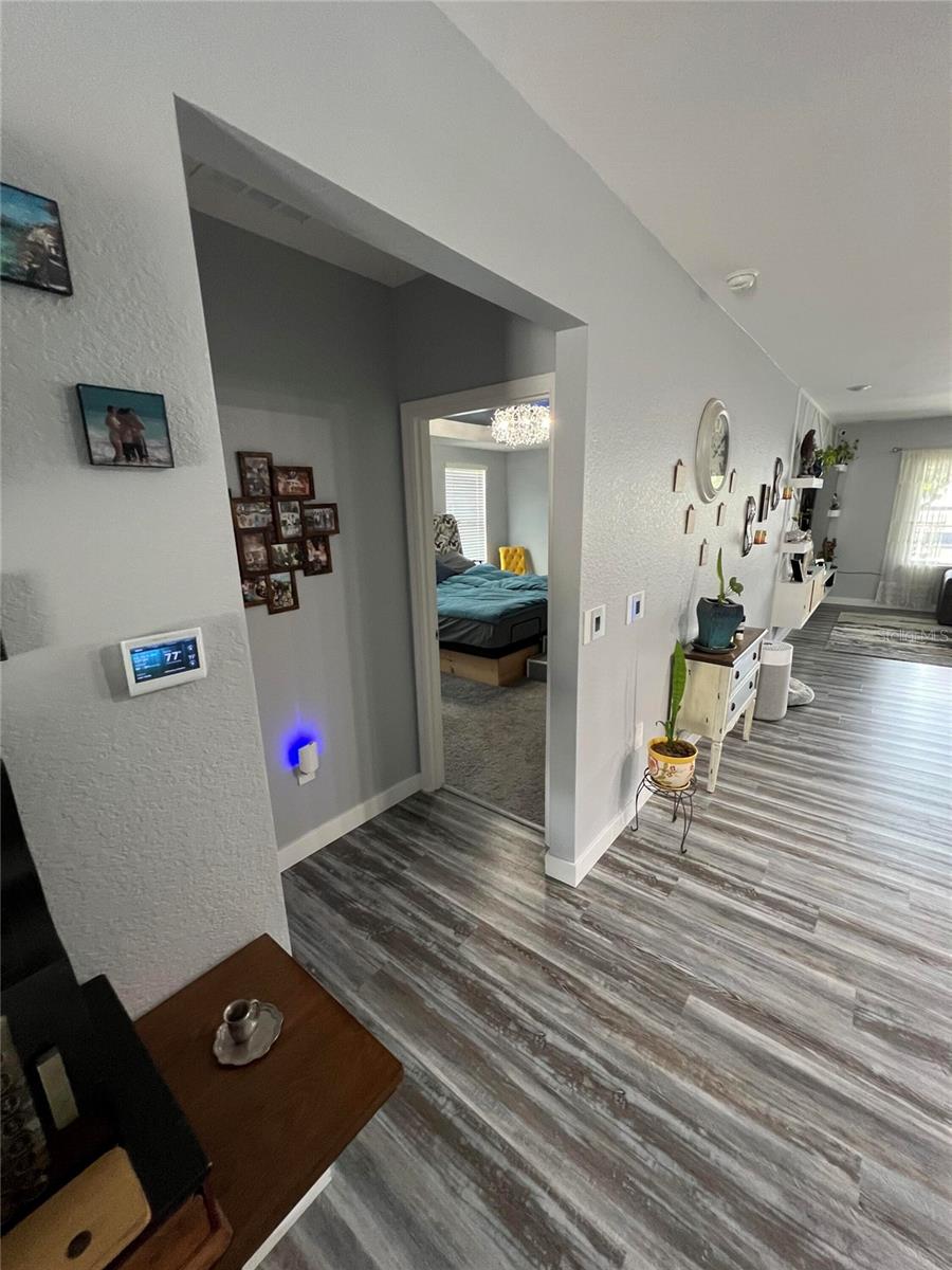 Listing Image #11
