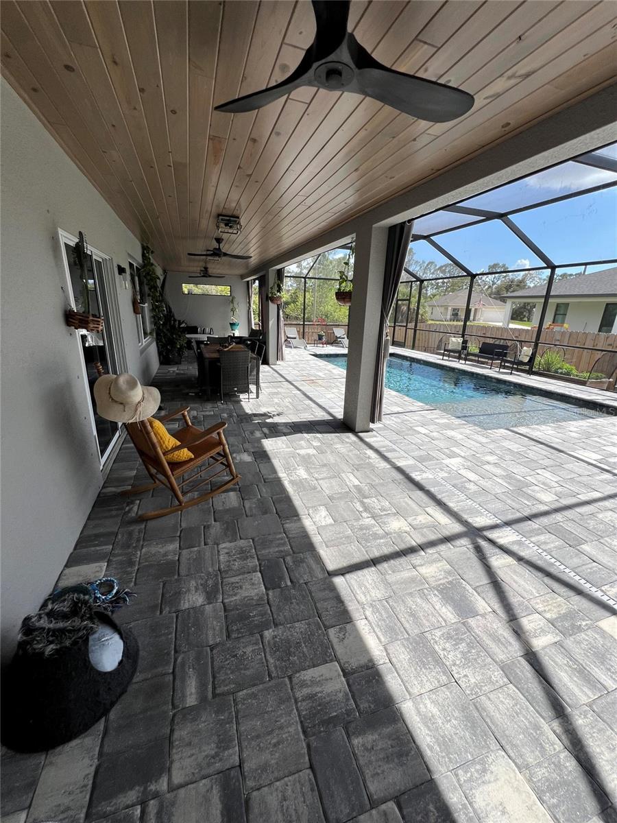 Listing Image #32