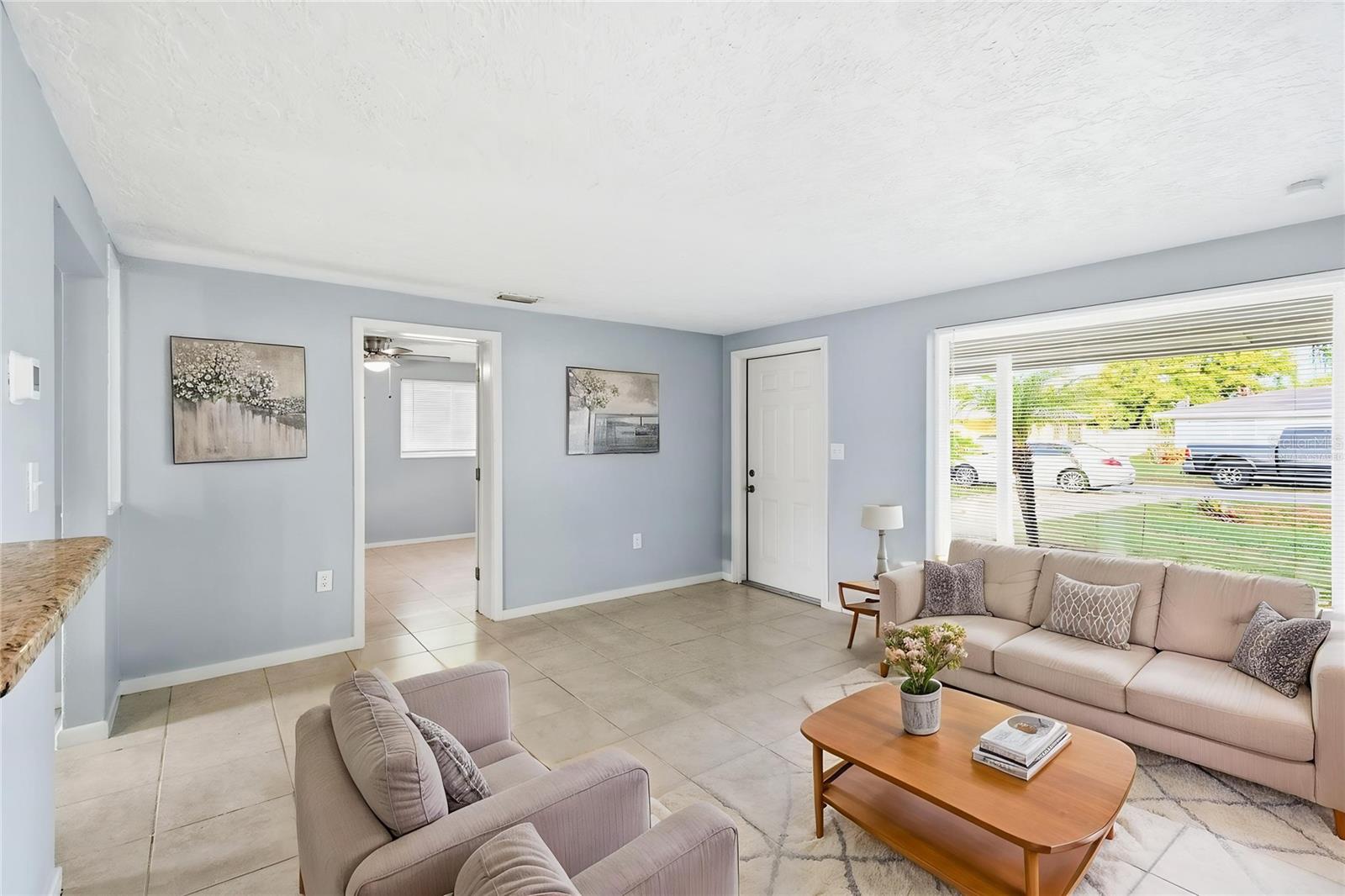 Listing Image #7