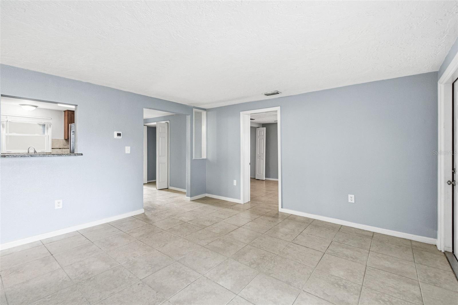 Listing Image #13