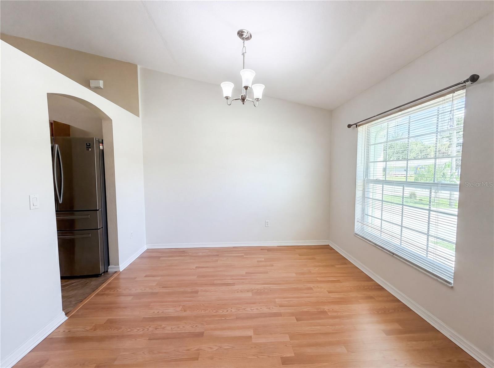 Listing Image #6