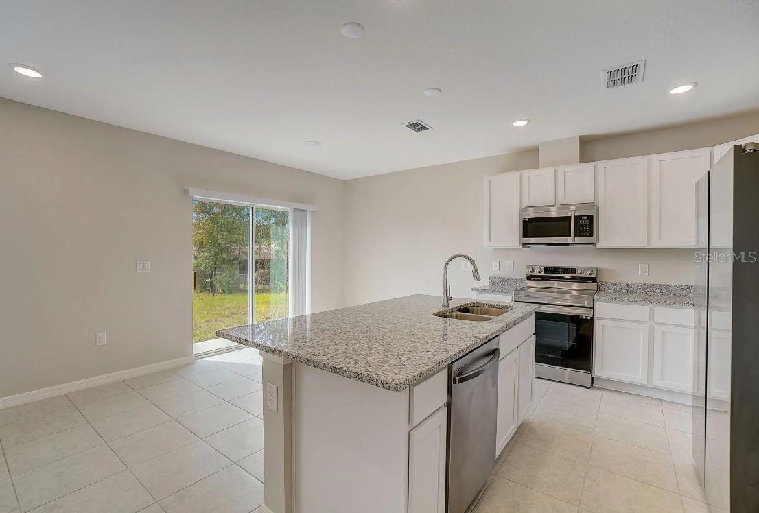Listing Image #5