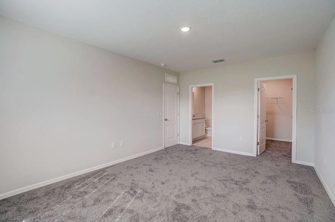 Listing Image #14