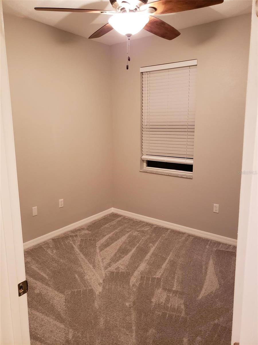 Listing Image #10