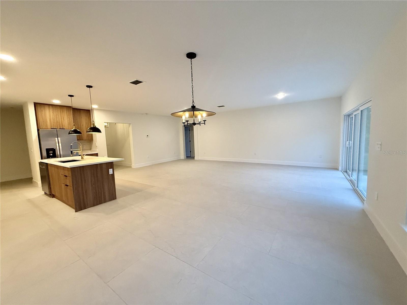 Listing Image #2