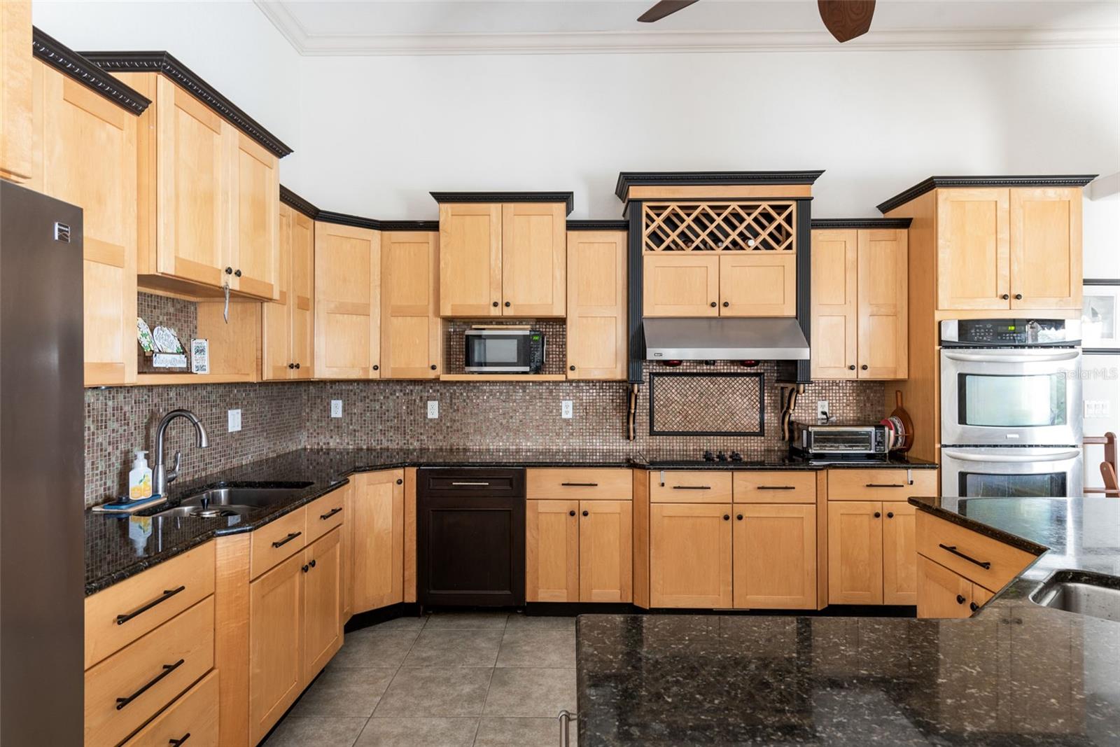 Listing Image #7