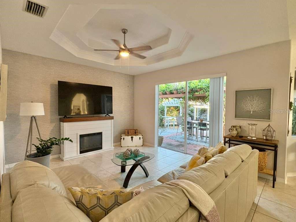 Listing Image #11