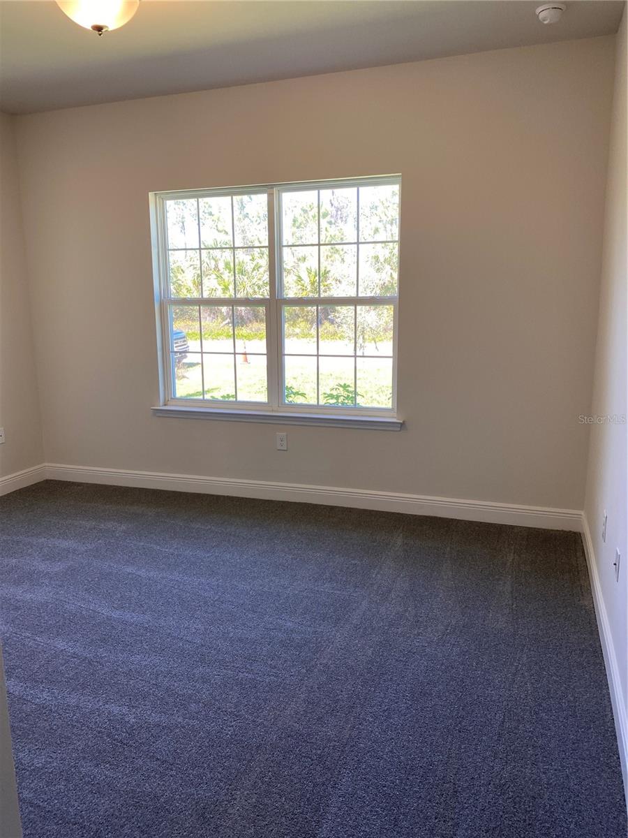 Listing Image #12