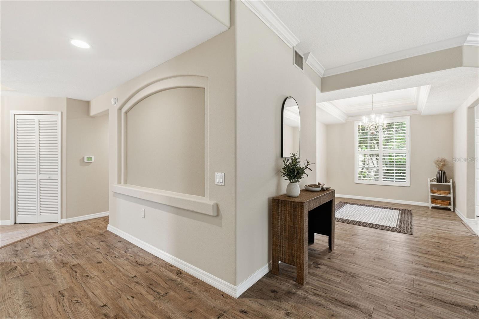 Listing Image #5