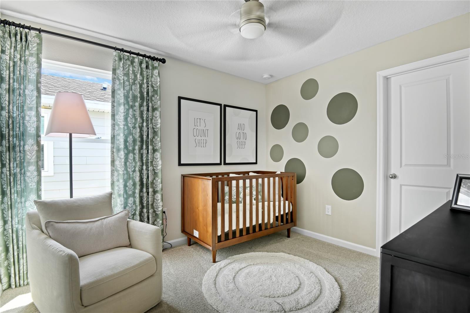 Listing Image #15