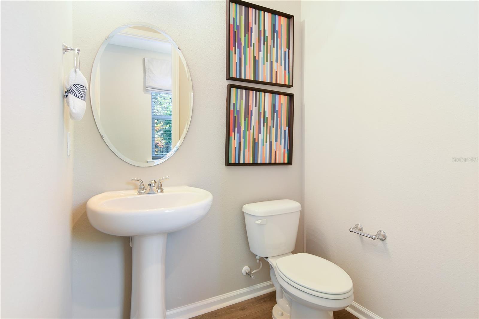 Listing Image #5