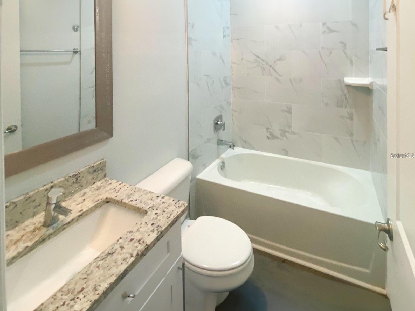 Listing Image #6