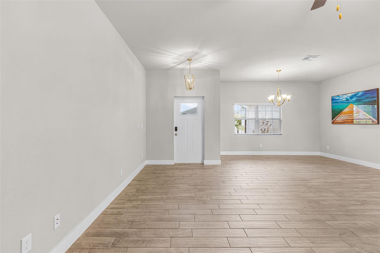 Listing Image #6