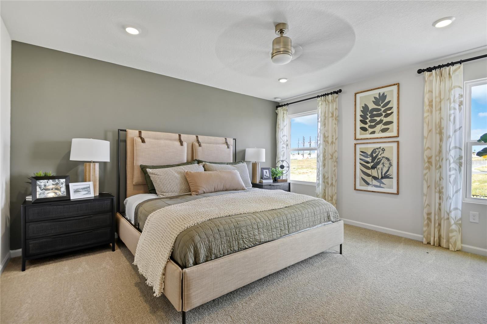 Listing Image #11